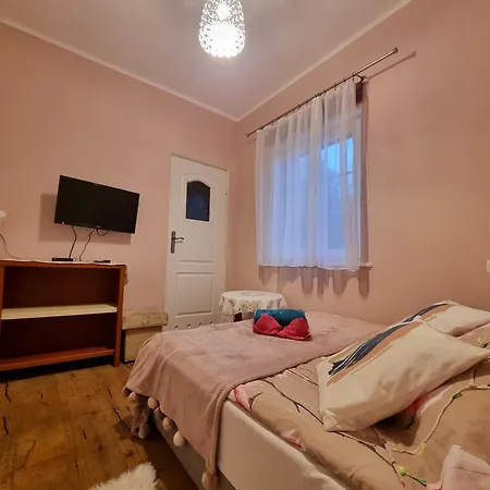 Marta Bed and Breakfast *